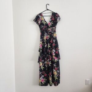 Lulumari Deep-v  Floral Tiered Faux-corset Maxi Dress size Small